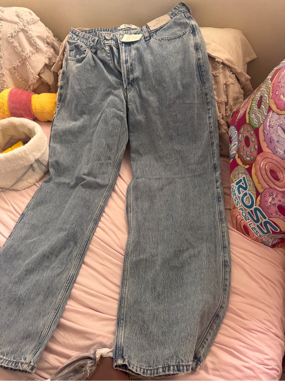 Hollister Light Wash Relaxed Men’s Jeans